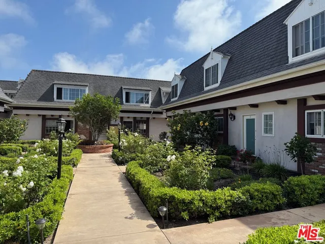 $558,000 | 8130 Redlands Street, Unit 14, Playa del Rey, CA 90293
