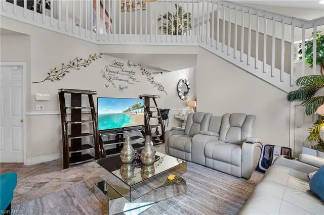 $424,900 | 3508 Magenta Court, Unit 17, Naples, FL 34112