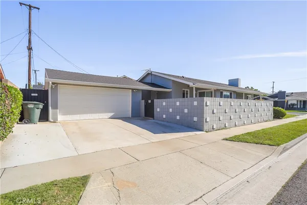 $999,999 | 17523 South Catalina Avenue, Gardena, CA 90248
