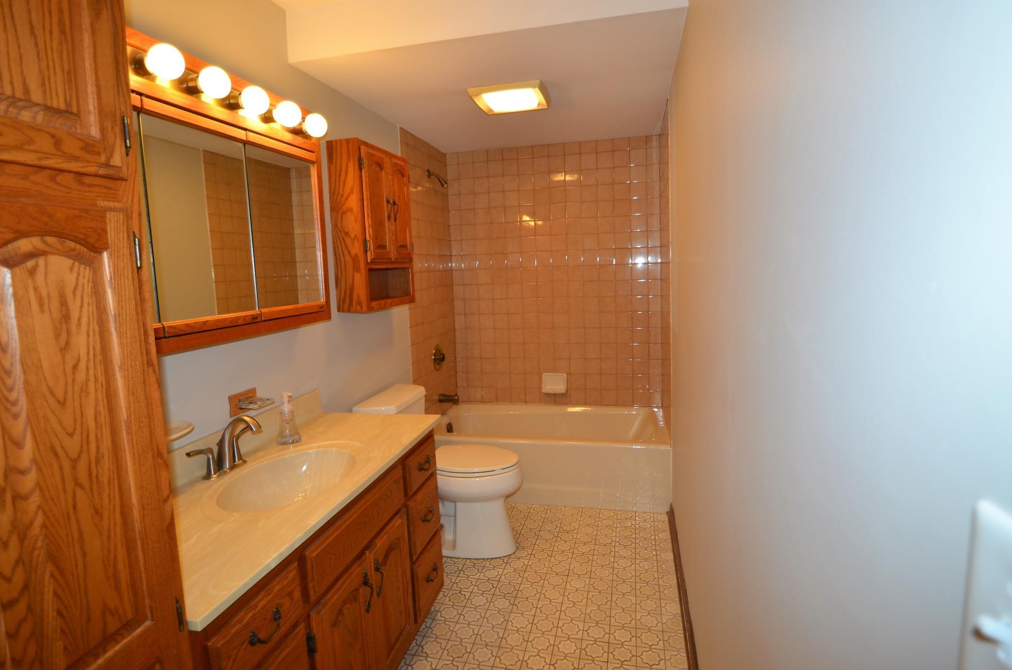 5029 Mayview Road Minnetonka, MN 55345 - Photo 12 of 37 Gallery Image 12