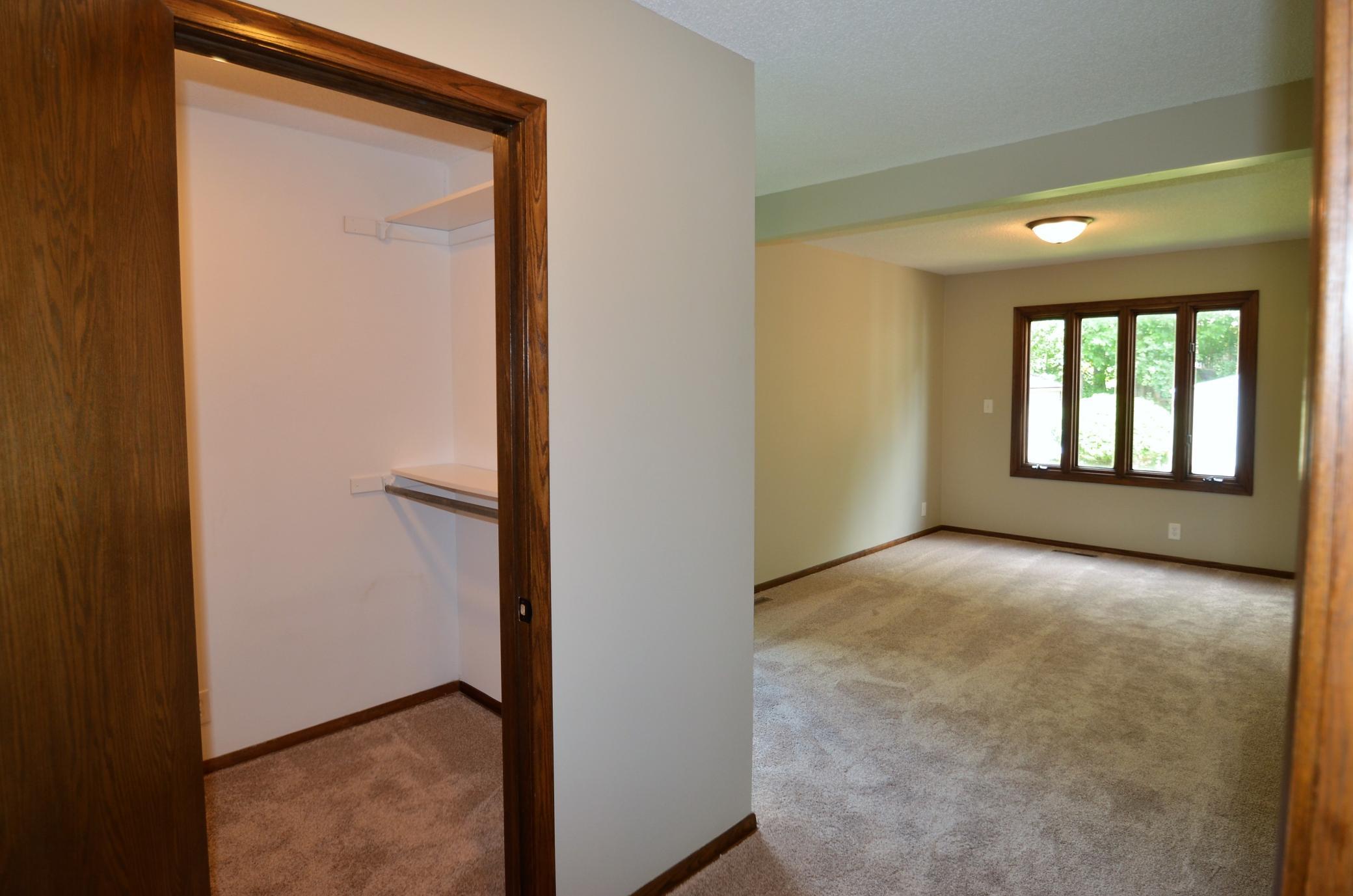 5029 Mayview Road Minnetonka, MN 55345 - Photo 15 of 37 Gallery Image 15