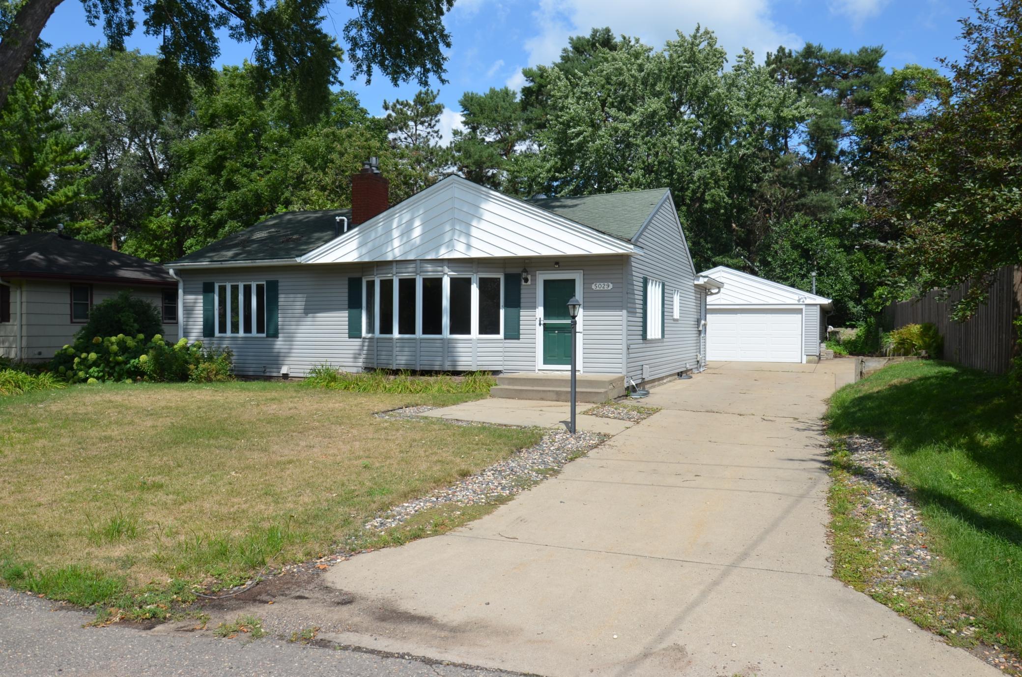 5029 Mayview Road Minnetonka, MN 55345 - Photo 29 of 37 Gallery Image 29
