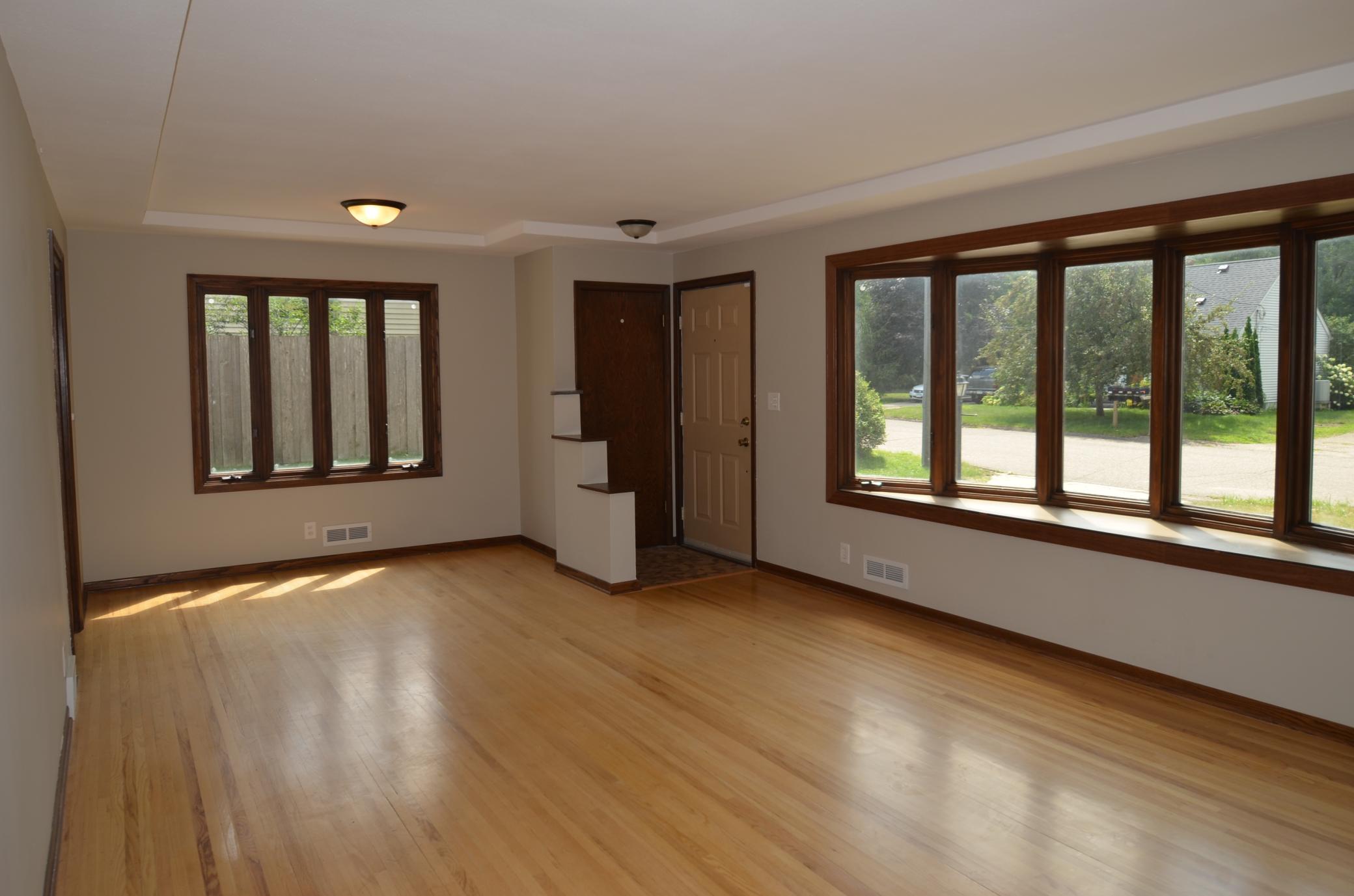 5029 Mayview Road Minnetonka, MN 55345 - Photo 10 of 37 Gallery Image 10
