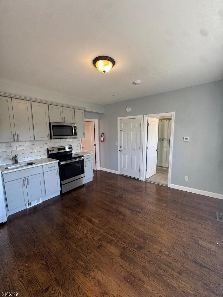 245 Halsey Road, Unit 3 Parsippany, NJ 07054 - Photo 5 of 10 Gallery Image 5
