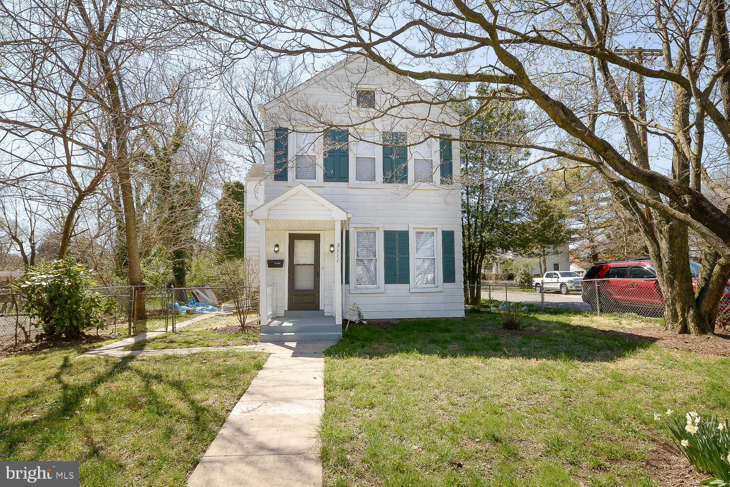 5111 Decatur Street Hyattsville, MD 20781 - Photo 2 of 35 Front view of home exterior