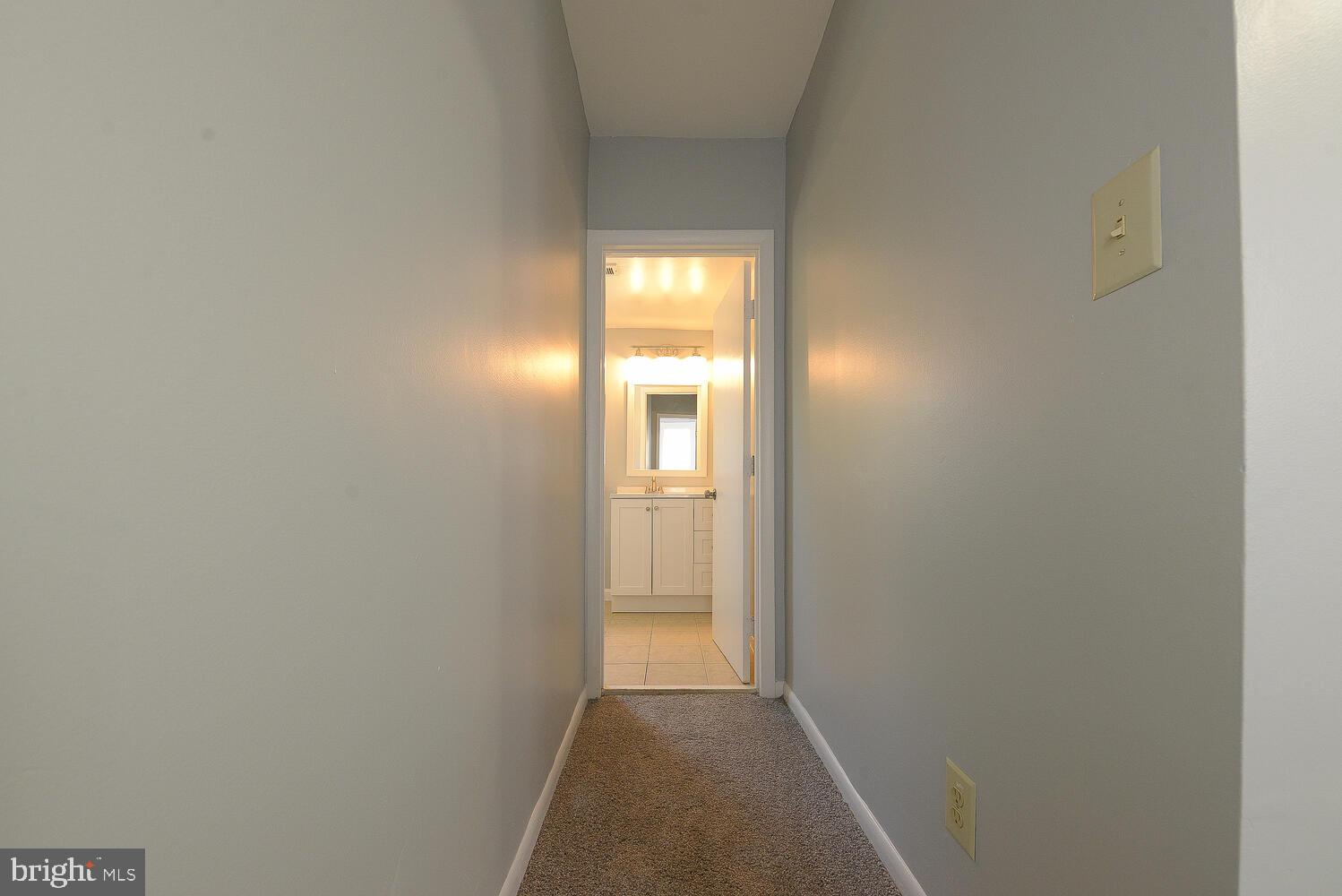 5111 Decatur Street Hyattsville, MD 20781 - Photo 28 of 35 Upper level hallway view