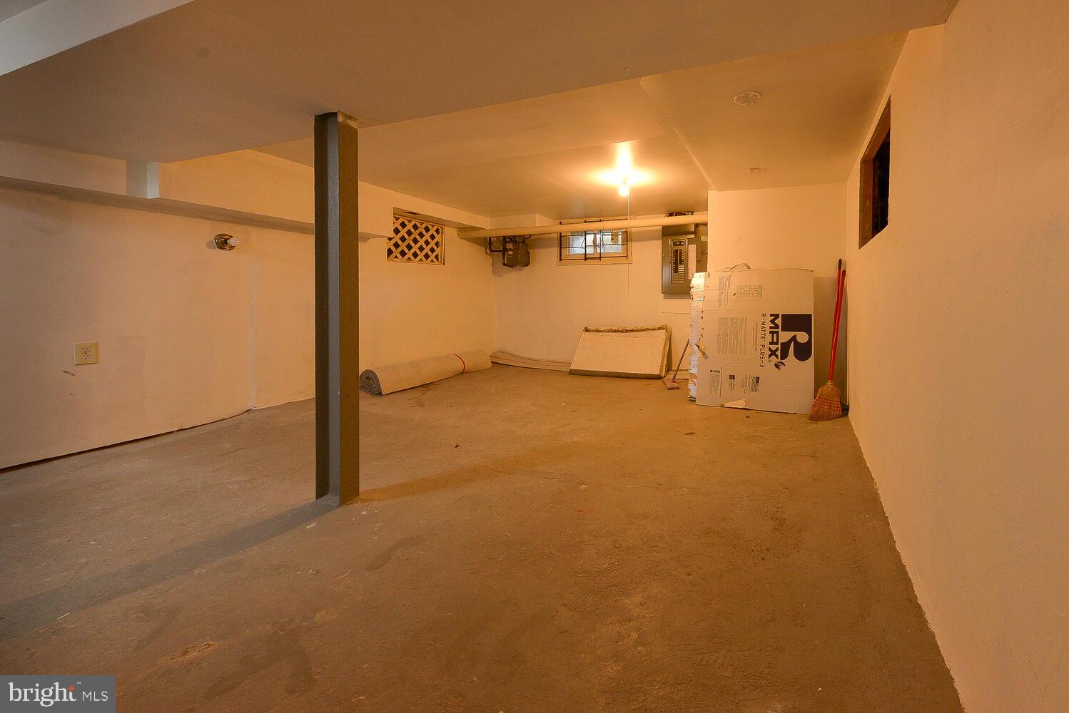 5111 Decatur Street Hyattsville, MD 20781 - Photo 32 of 35 Spacious unfinished basement
