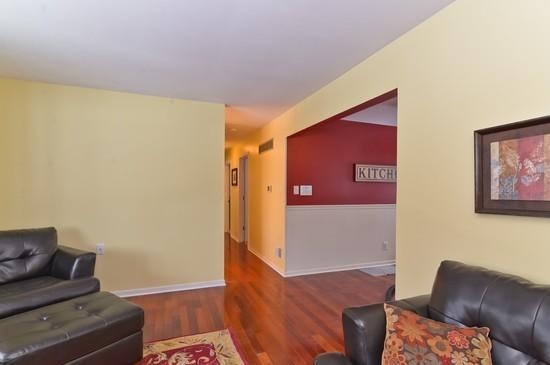 1445 North Indiana Street Griffith, IN 46319 - Photo 3 of 11 550x365