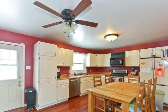 1445 North Indiana Street Griffith, IN 46319 - Photo 5 of 11 549x366