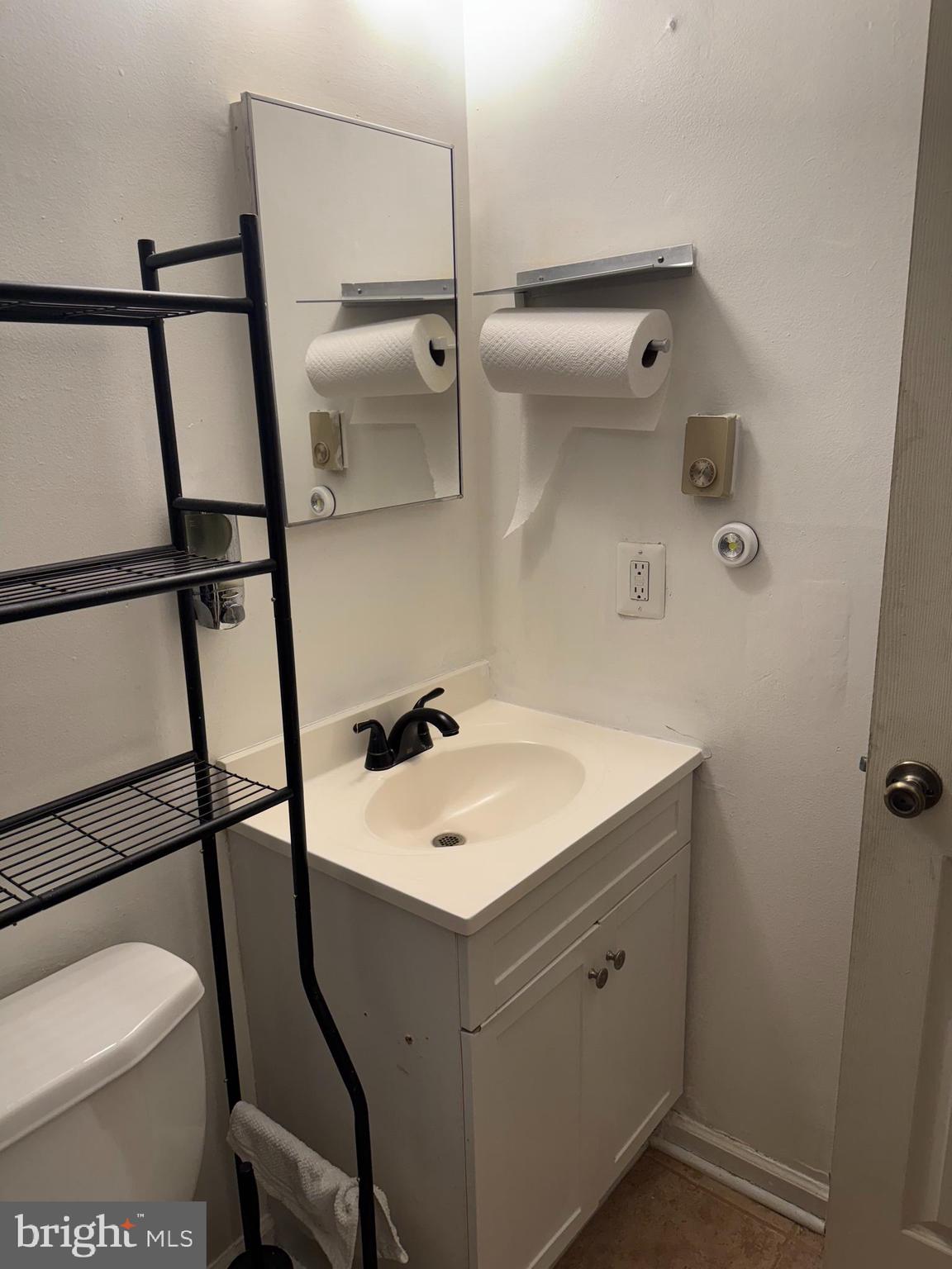 36 Edinshire Road Sicklerville, NJ 08081 - Photo 12 of 21 Gallery Image 12