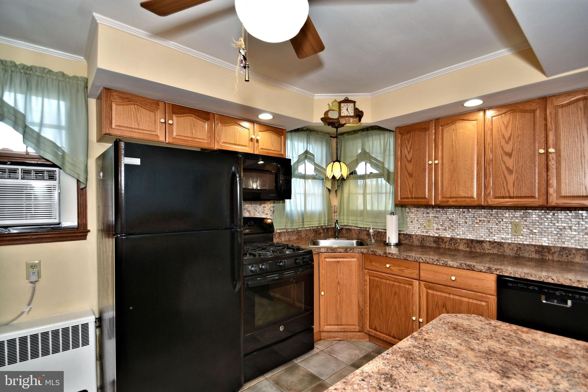511 Overhill Road Conshohocken, PA 19428 - Photo 7 of 23 Gallery Image 7
