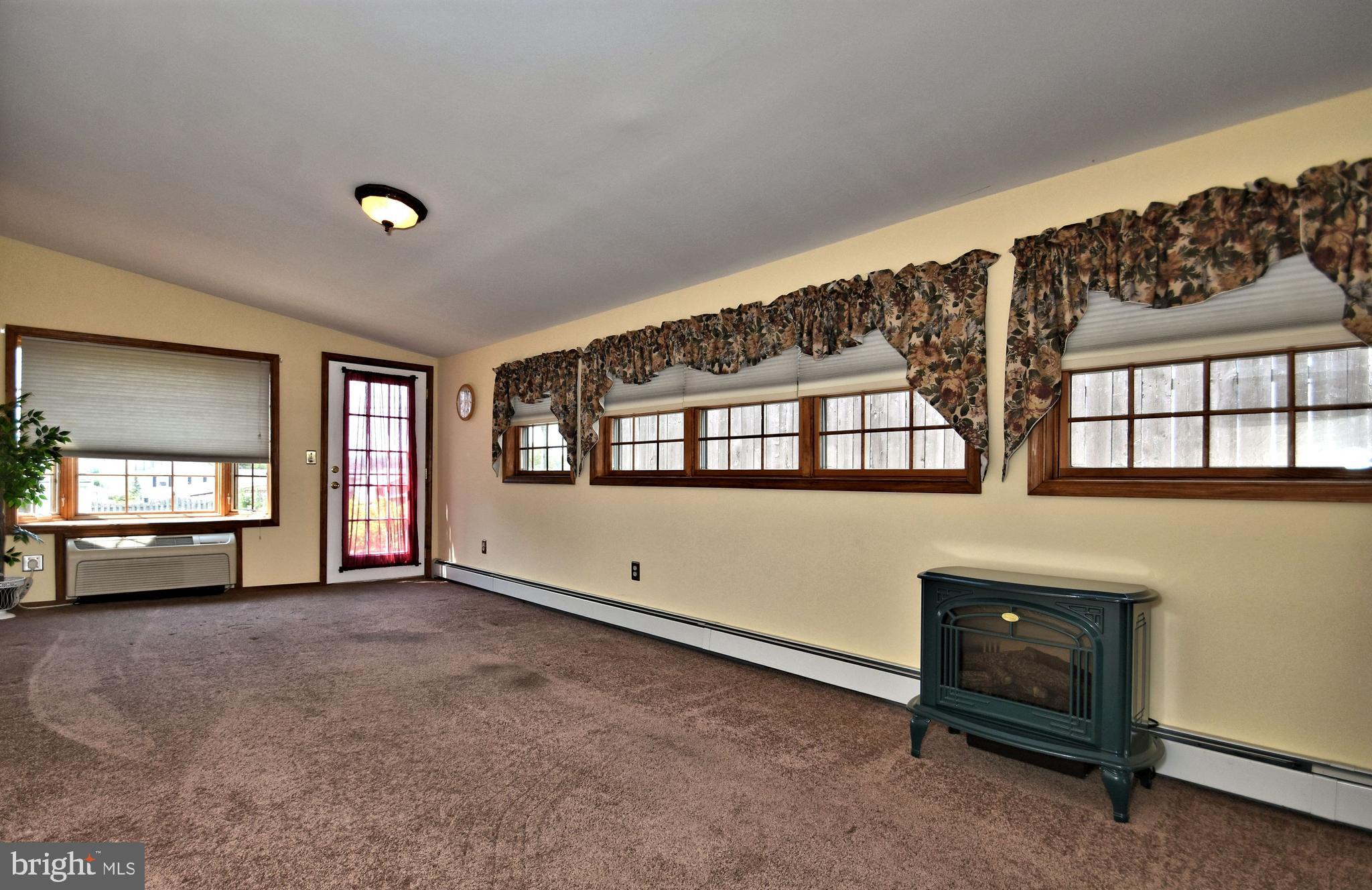 511 Overhill Road Conshohocken, PA 19428 - Photo 9 of 23 Gallery Image 9