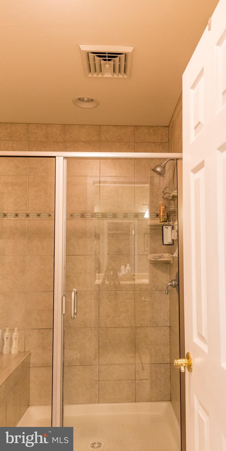 1220 Stumpfs Road Baltimore, MD 21220 - Photo 10 of 30 Bath