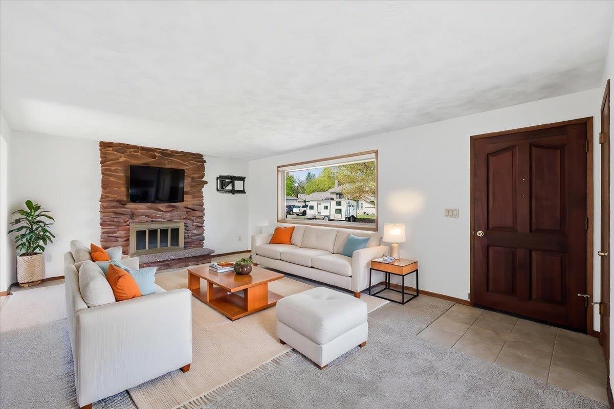 6522 North Elizabeth Street Spokane, WA 99208 - Photo 4 of 36