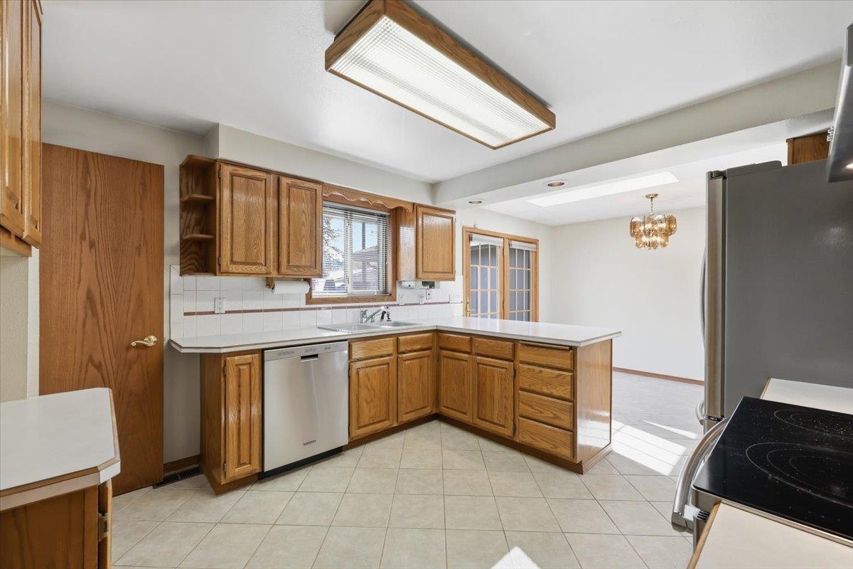 6522 North Elizabeth Street Spokane, WA 99208 - Photo 9 of 36