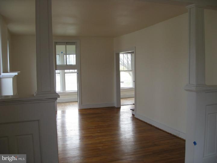 159 Old Limestone Road Oxford, PA 19363 - Photo 5 of 16 Living Room