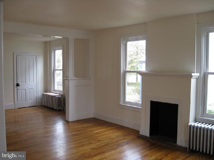 159 Old Limestone Road Oxford, PA 19363 - Photo 6 of 16 Living Room
