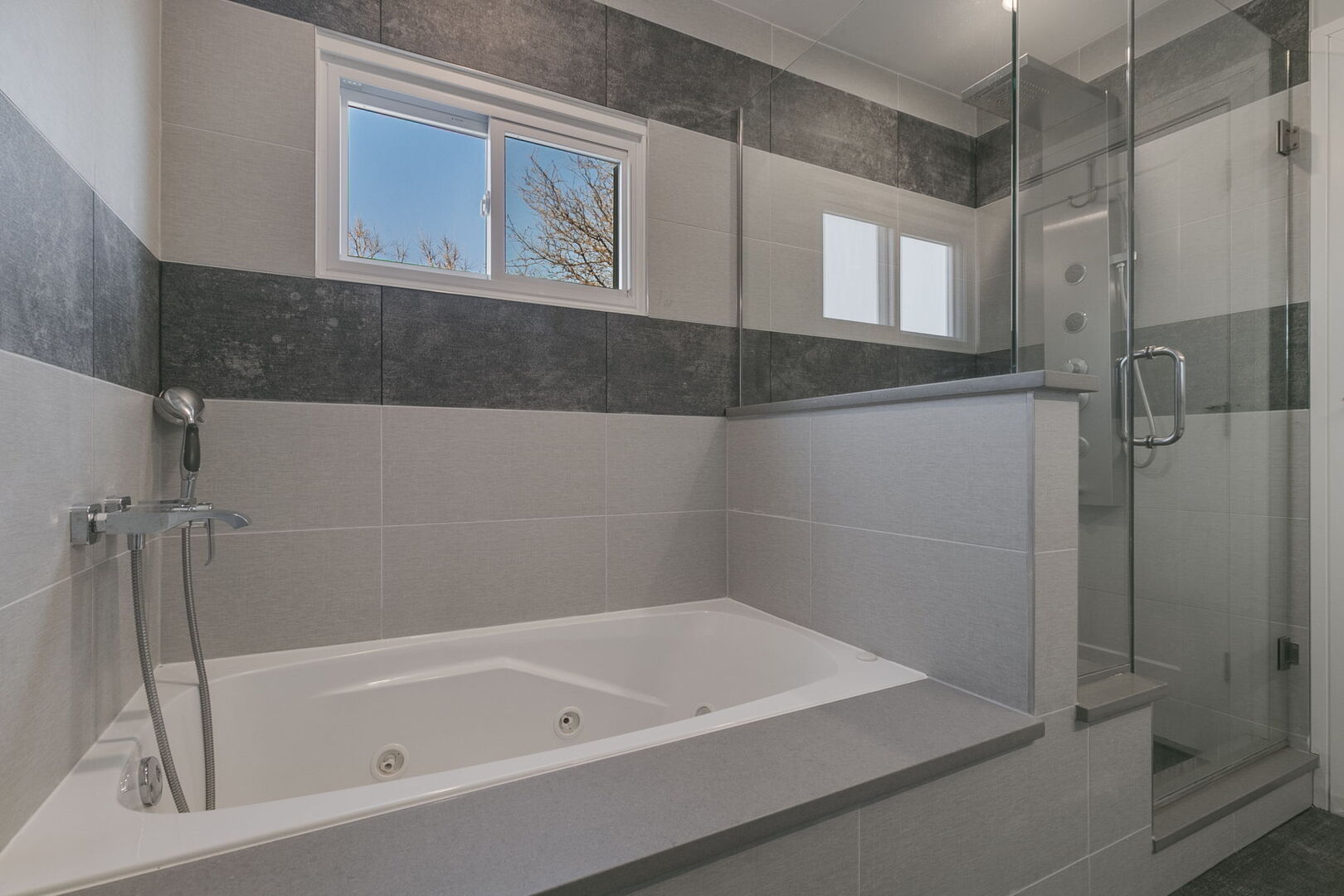 305 Des Plaines Avenue Riverside, IL 60546 - Photo 11 of 32 Gallery Image 11