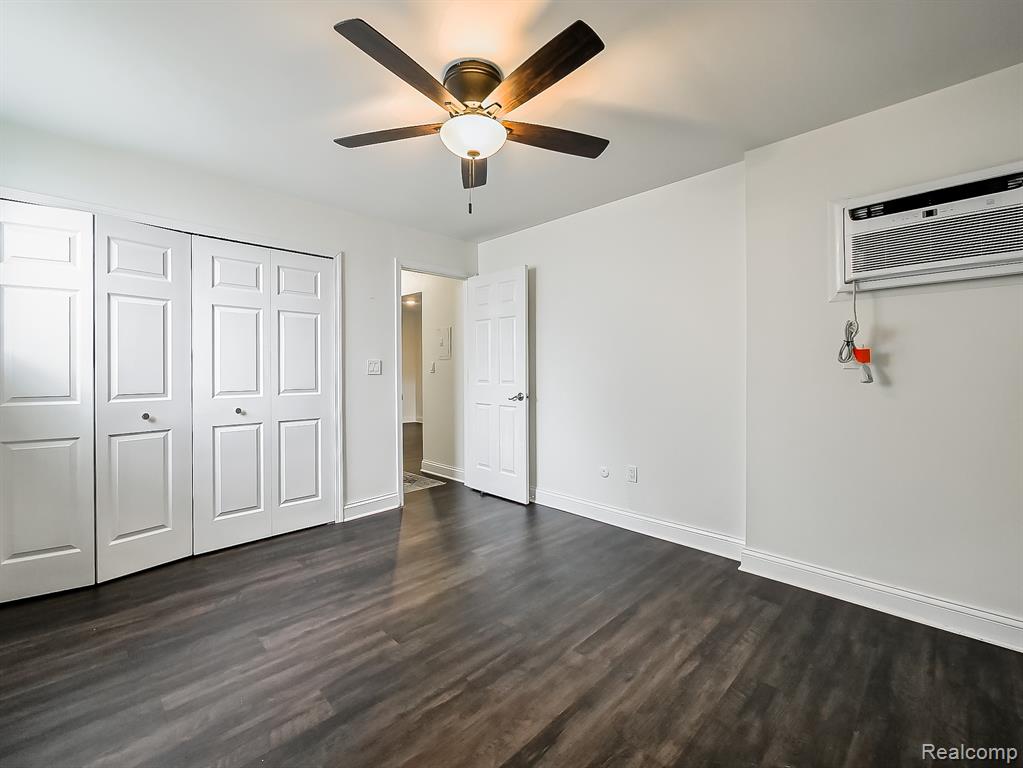 4905 South Crooks Road Royal Oak, MI 48073 - Photo 17 of 28