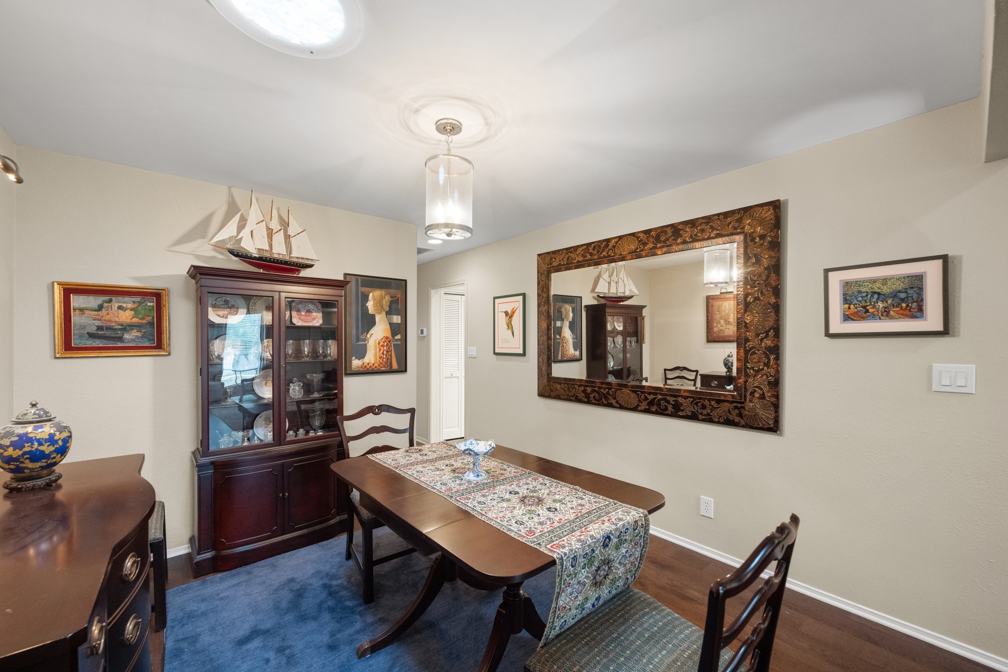 8107 Middle Court Austin, TX 78759 - Photo 6 of 29