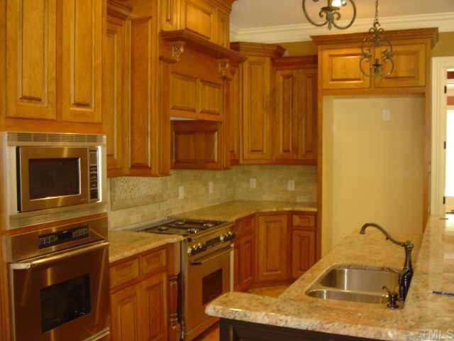 2009 Caminos Drive Raleigh, NC 27607 - Photo 5 of 9