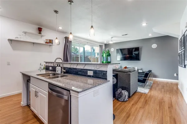 $3,000 | 3121 Rutz Street, Dallas, TX 75212