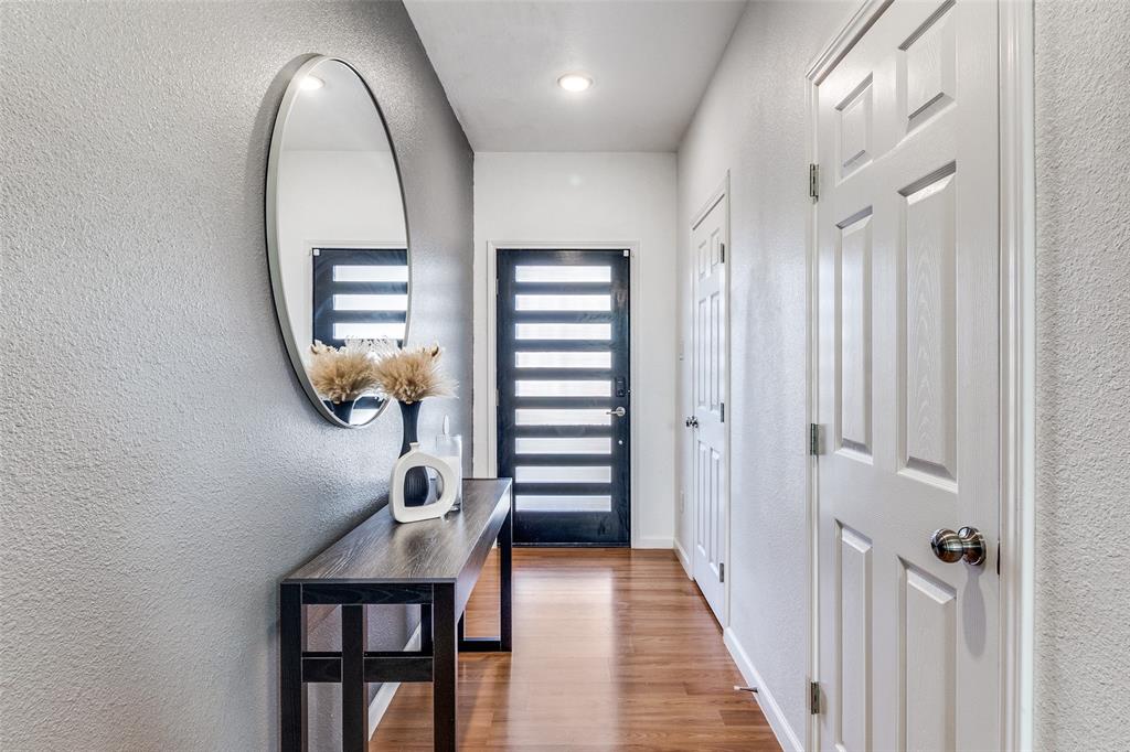 3121 Rutz Street Dallas, TX 75212 - Photo 2 of 24 a view of a hallway with entryway