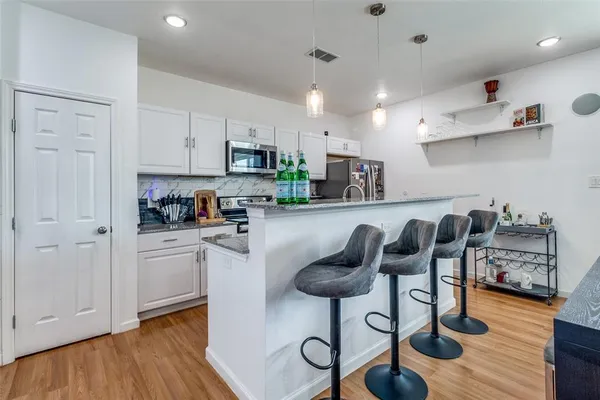 $3,000 | 3121 Rutz Street, Dallas, TX 75212