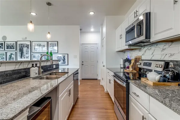 $3,000 | 3121 Rutz Street, Dallas, TX 75212