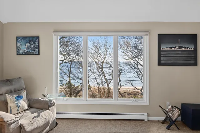 $3,700,000 | 724 Commercial Street, Provincetown, MA 02657