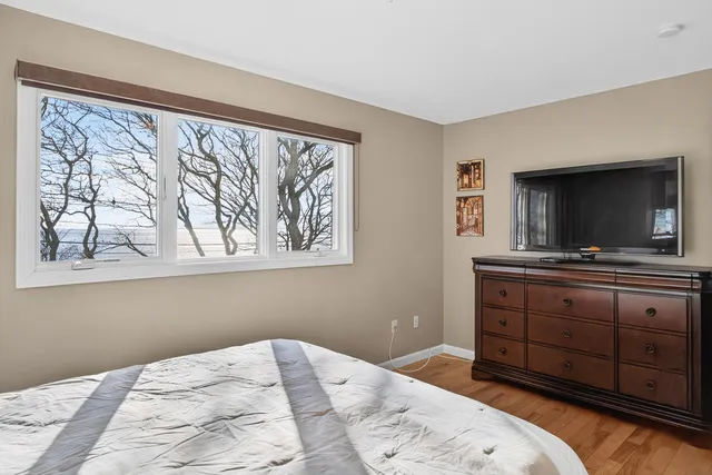 $3,700,000 | 724 Commercial Street, Provincetown, MA 02657