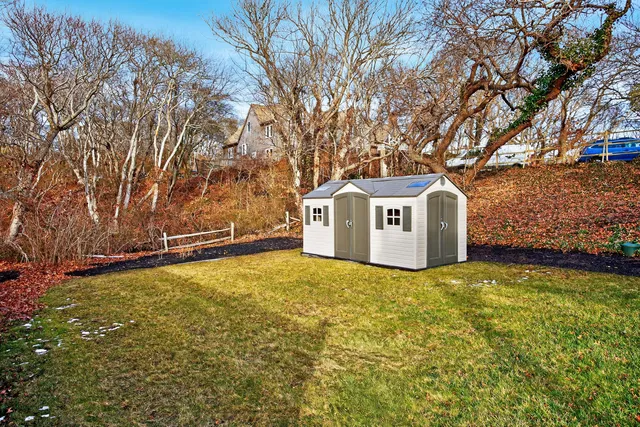 $3,700,000 | 724 Commercial Street, Provincetown, MA 02657