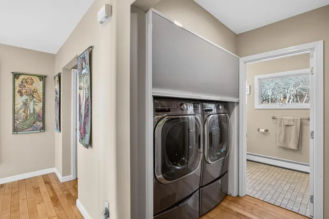 $3,700,000 | 724 Commercial Street, Provincetown, MA 02657