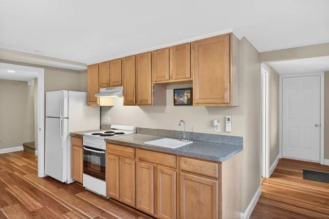 $3,700,000 | 724 Commercial Street, Provincetown, MA 02657