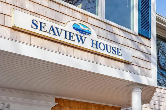 $3,700,000 | 724 Commercial Street, Provincetown, MA 02657