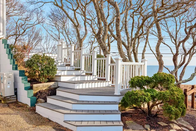 $3,700,000 | 724 Commercial Street, Provincetown, MA 02657