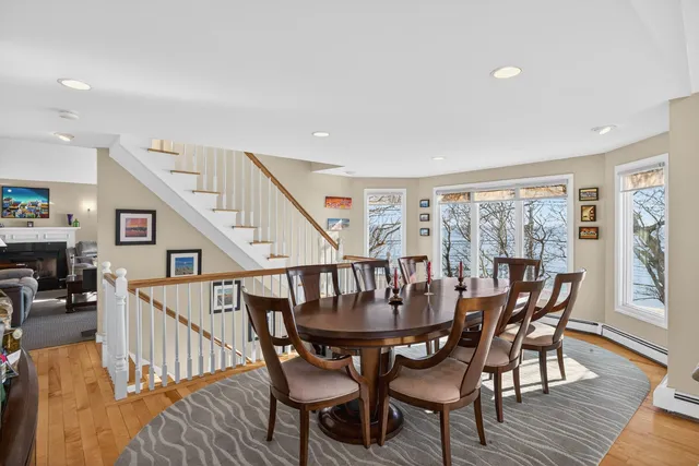 $3,700,000 | 724 Commercial Street, Provincetown, MA 02657