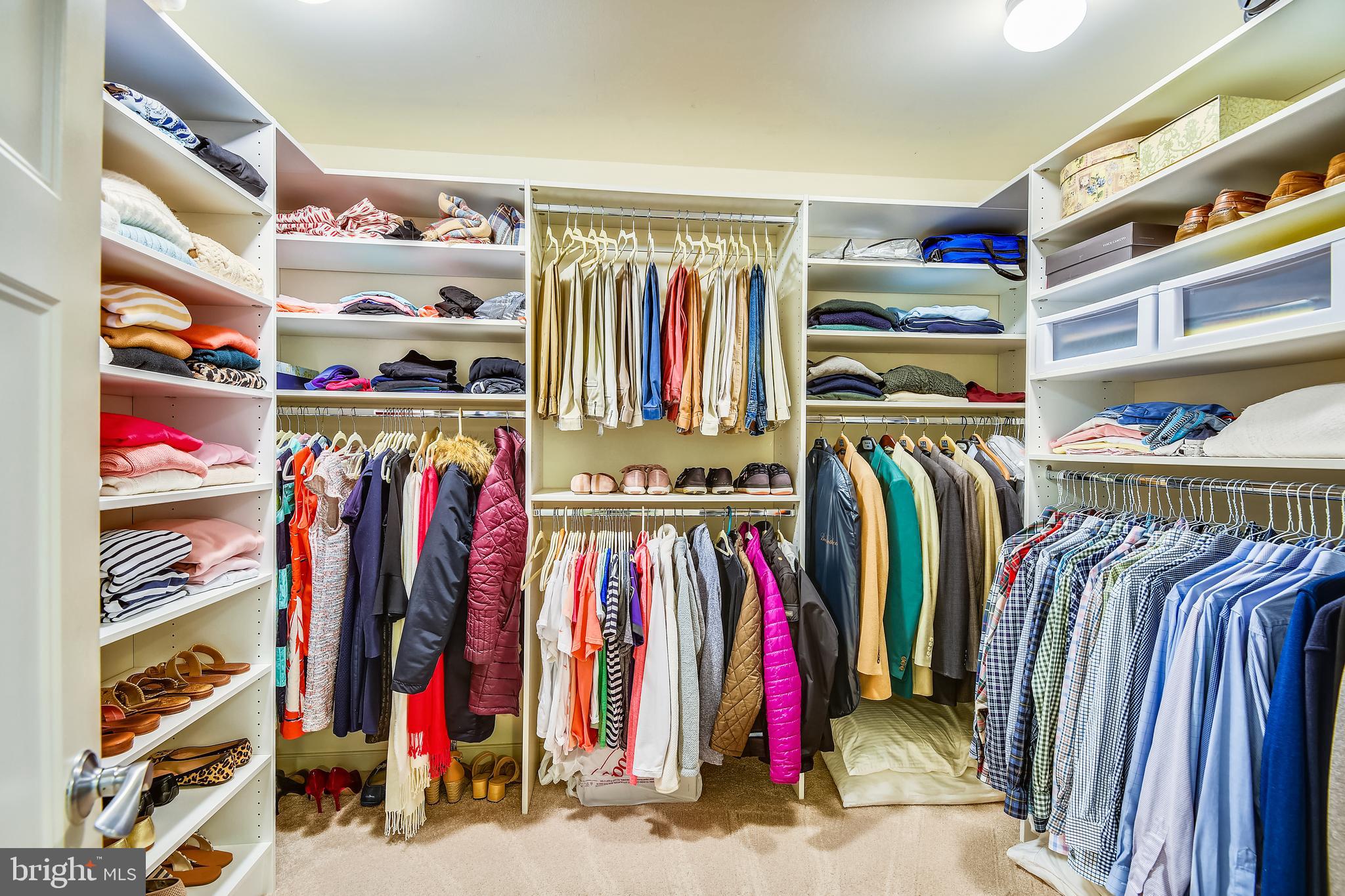 108 Merrimack Way Arnold, MD 21012 - Photo 20 of 35 Primary en-suite walk-in closet