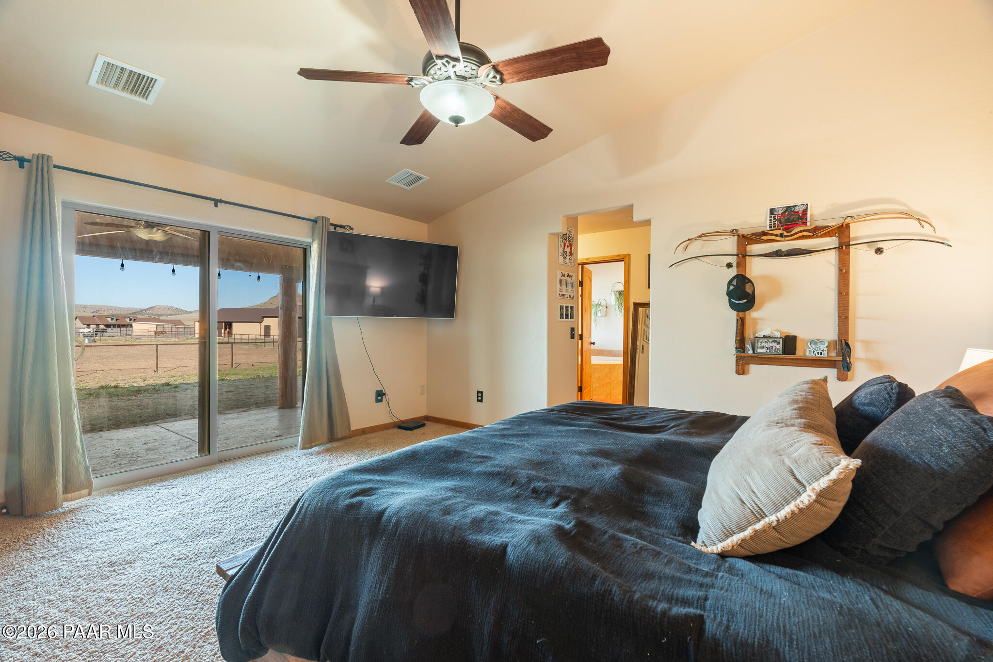 16250 North Riding Horse Road Chino Valley, AZ 86323 - Photo 11 of 39 Primary Suite - 16250 Riding Horse
