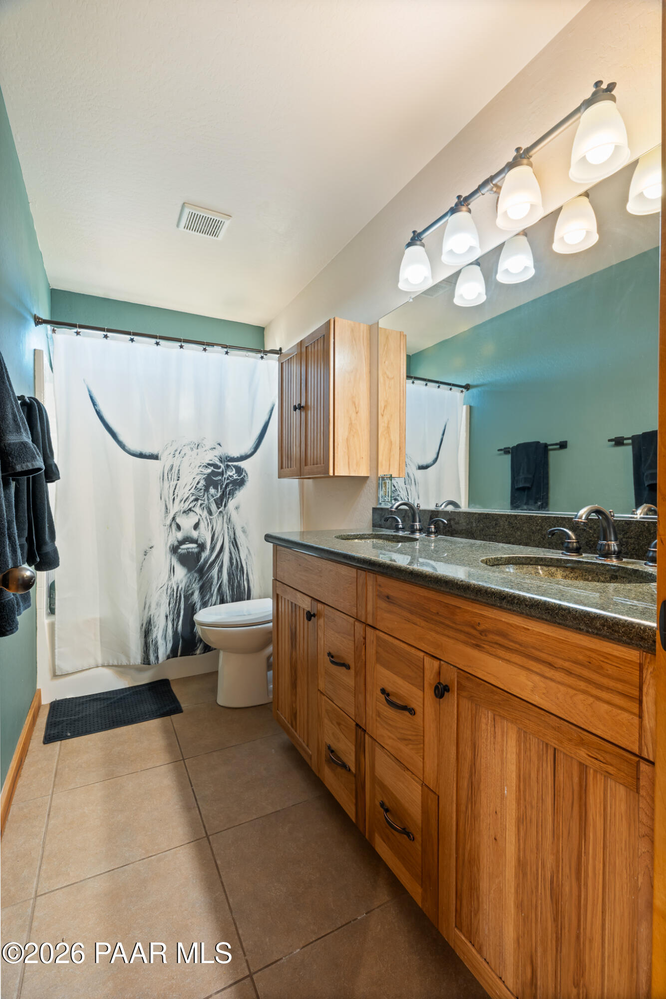 16250 North Riding Horse Road Chino Valley, AZ 86323 - Photo 20 of 39 Bathroom 2 - 16250 Riding Horse
