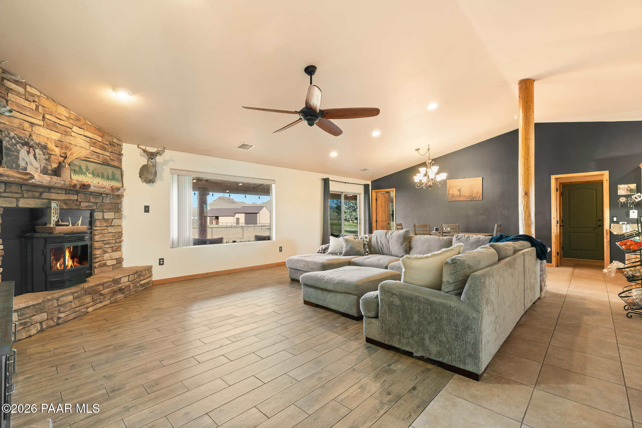 16250 North Riding Horse Road Chino Valley, AZ 86323 - Photo 2 of 39 Living Room - 16250 Riding Horse