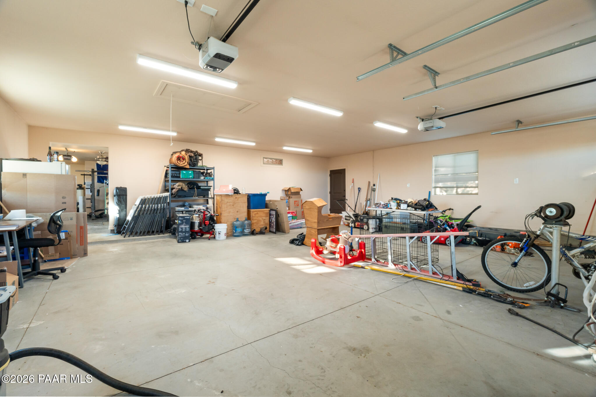 16250 North Riding Horse Road Chino Valley, AZ 86323 - Photo 24 of 39 Garage - 16250 Riding Horse