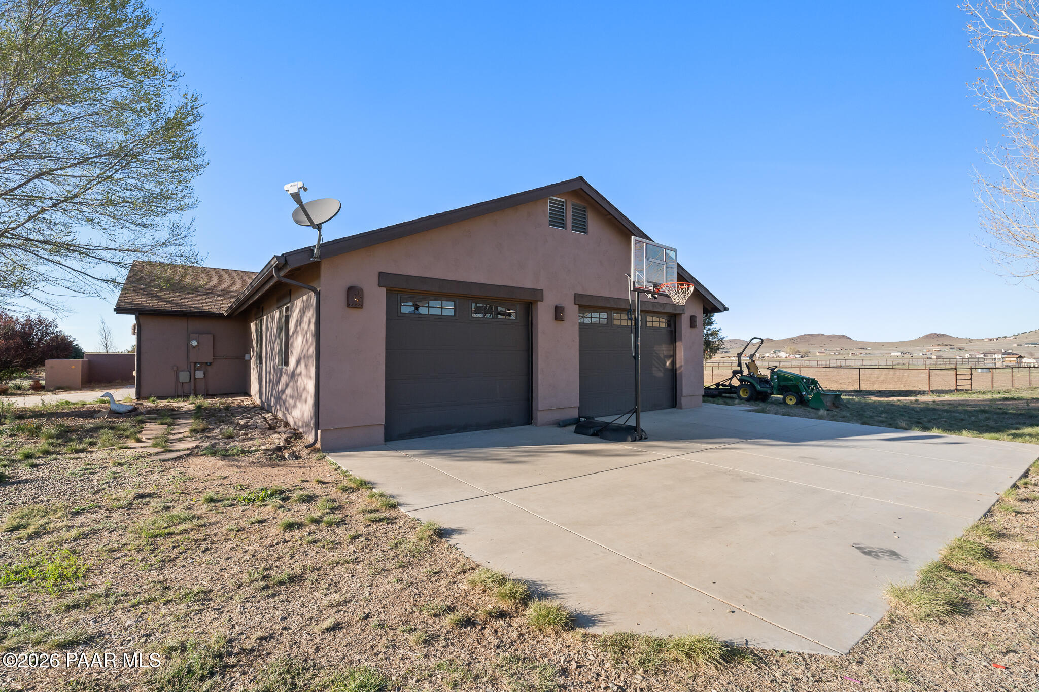 16250 North Riding Horse Road Chino Valley, AZ 86323 - Photo 28 of 39 Garage - 16250 Riding Horse
