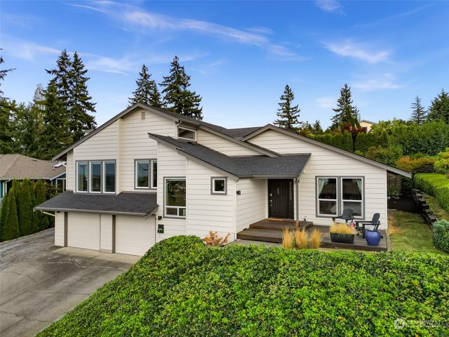 $1,075,000 | 1026 Queen Street, Bellingham, WA 98229