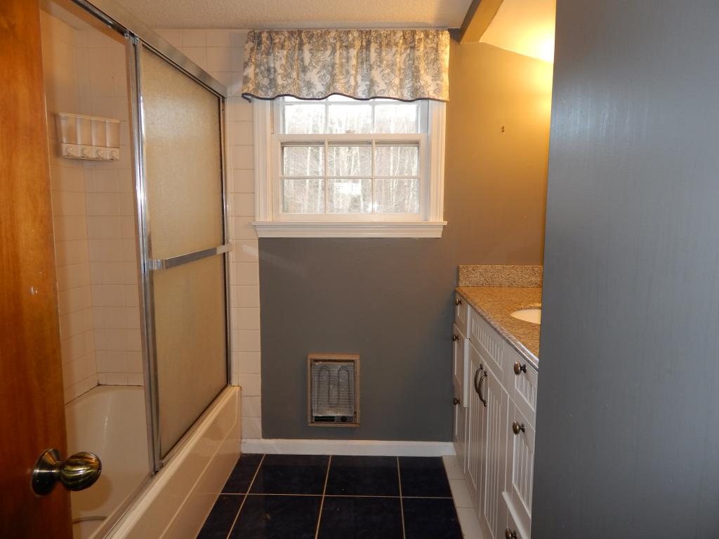 60 Campground Road Wilmot, NH 03287 - Photo 3 of 17 Gallery Image 3