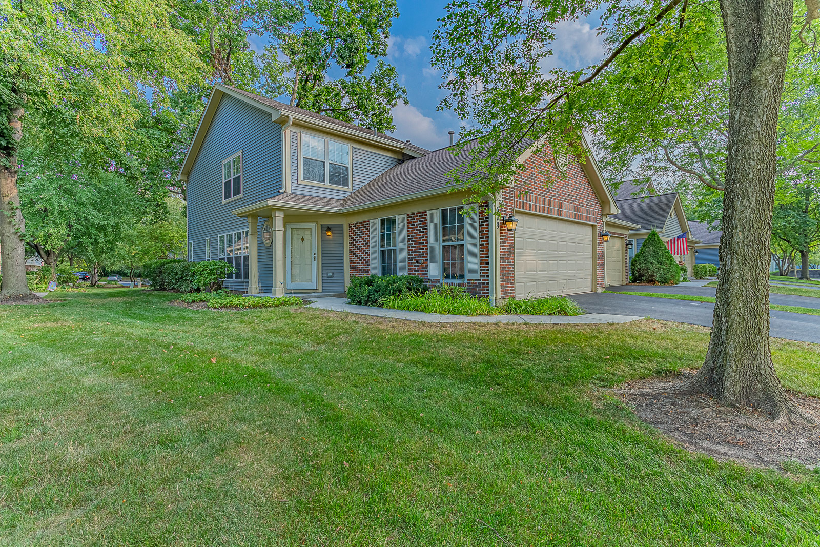 679 Bent Ridge Lane Elgin, IL 60120 - Photo 1 of 25