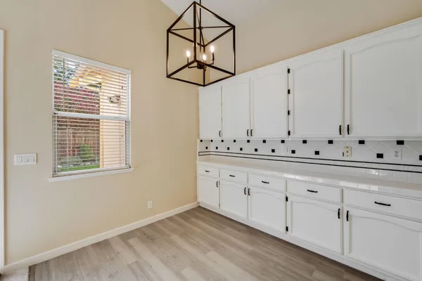 $570,000 | 208 Fremantle Court, Roseville, CA 95747