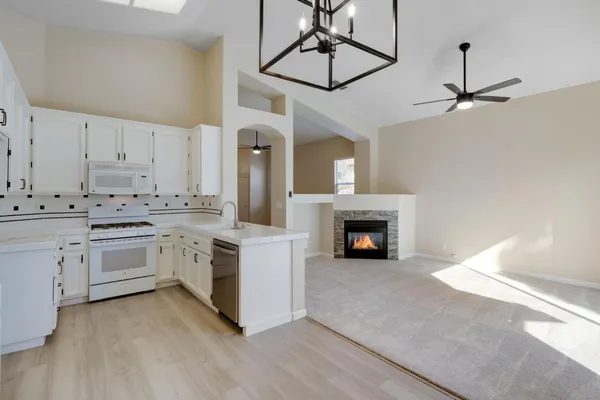 $570,000 | 208 Fremantle Court, Roseville, CA 95747