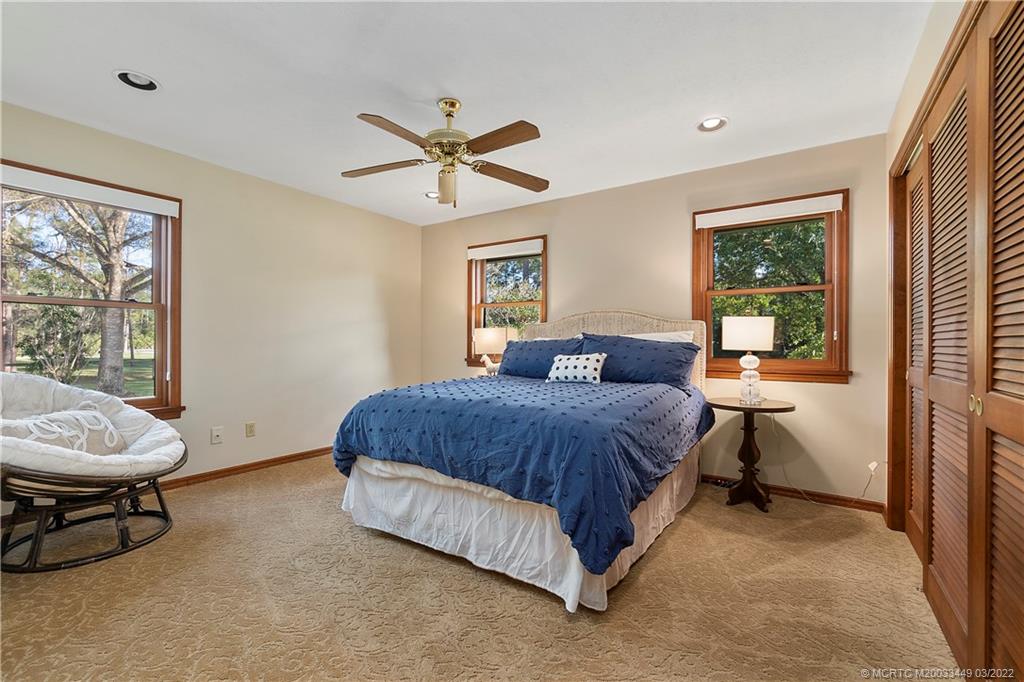 10943 Southwest Hawkview Circle Stuart, FL 34997 - Photo 20 of 47 Gallery Image 20
