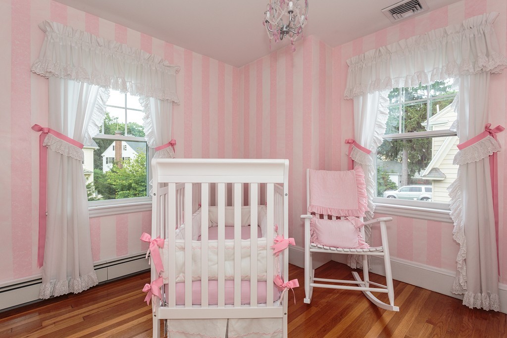 33 Horace Road Belmont, MA 02478 - Photo 12 of 20 Gallery Image 12